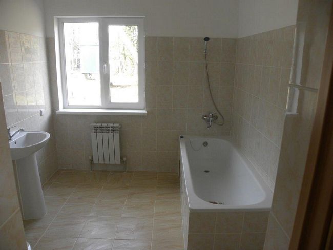 Служебный дом турбаза Лепсы в Алакольском районе Алматинской области Служебный дом турбаза Лепсы в Алакольском районе Алматинской области