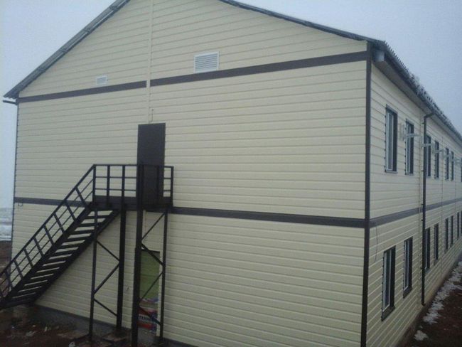 Строительство казармы на полигоне в Таразе с использованием ЛСТК